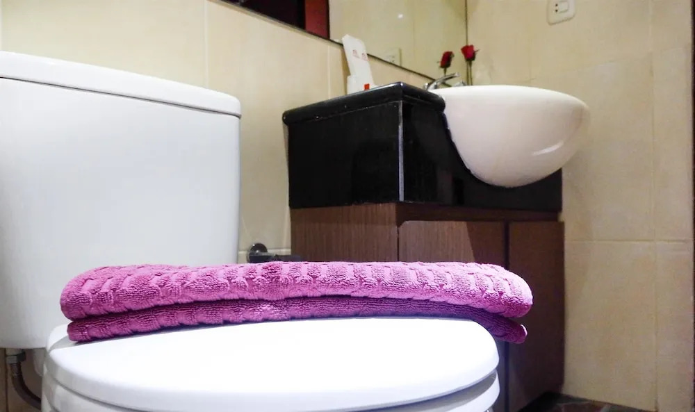 Spacious Apartment @ Mangga Dua Residence near ITC Mall