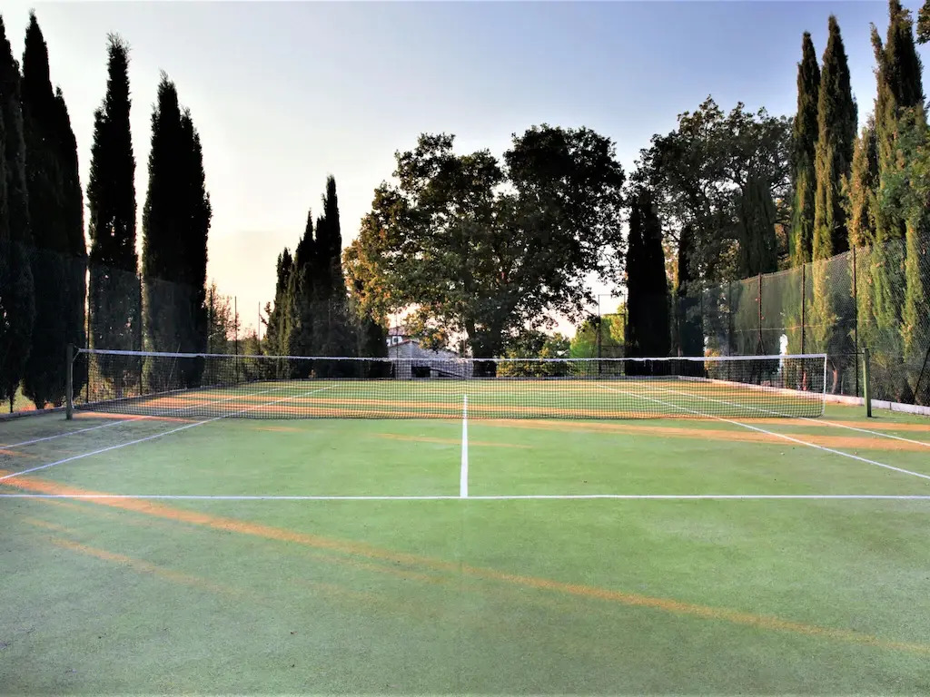 Villa in Chianti With Pool & Tennis Court