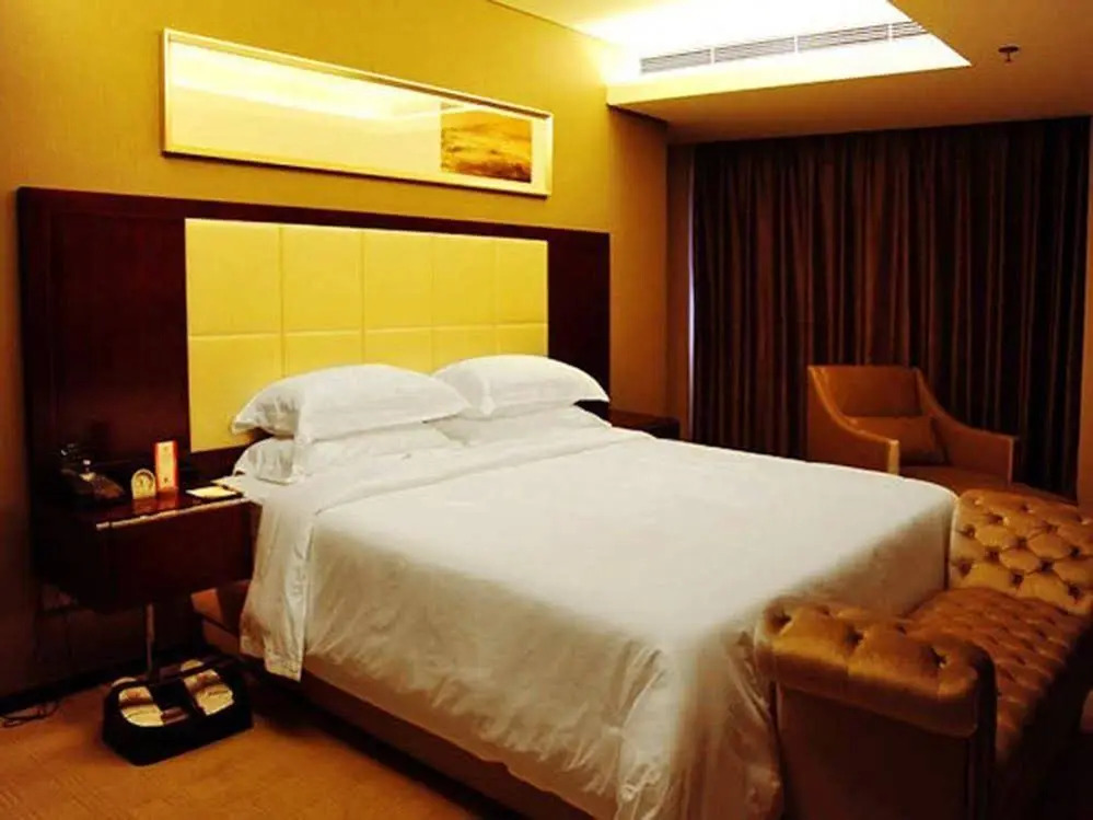 Phoenix Business Hotel