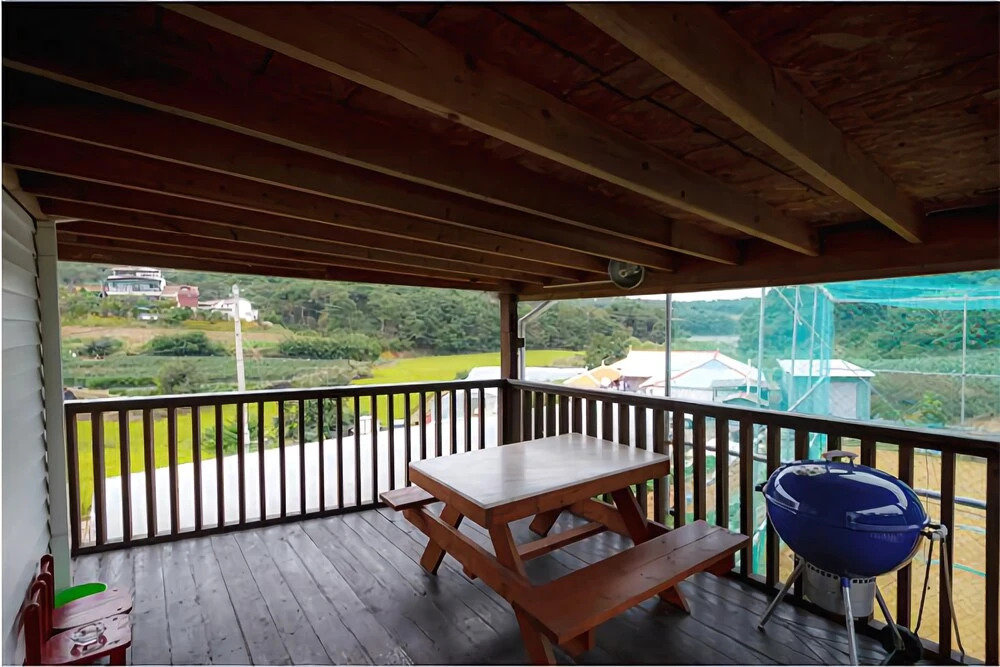 Taean Baekro-sanjang Pension