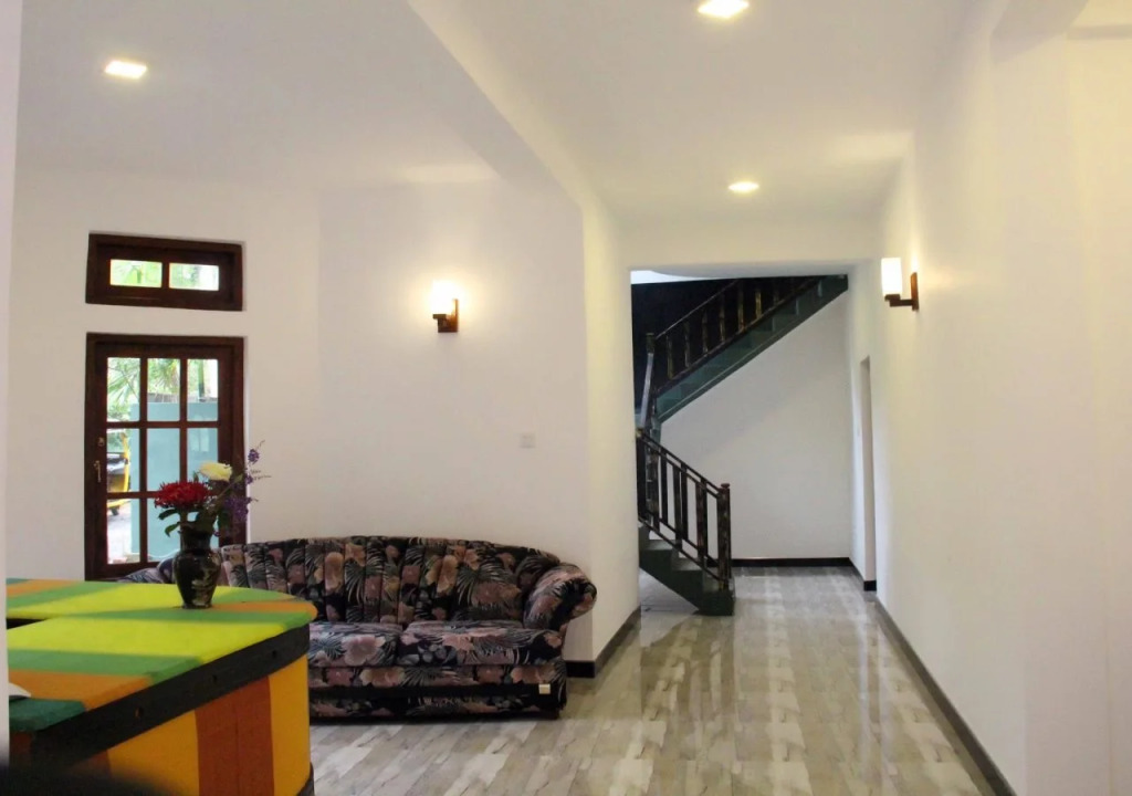 Lizzie Villa Guest House