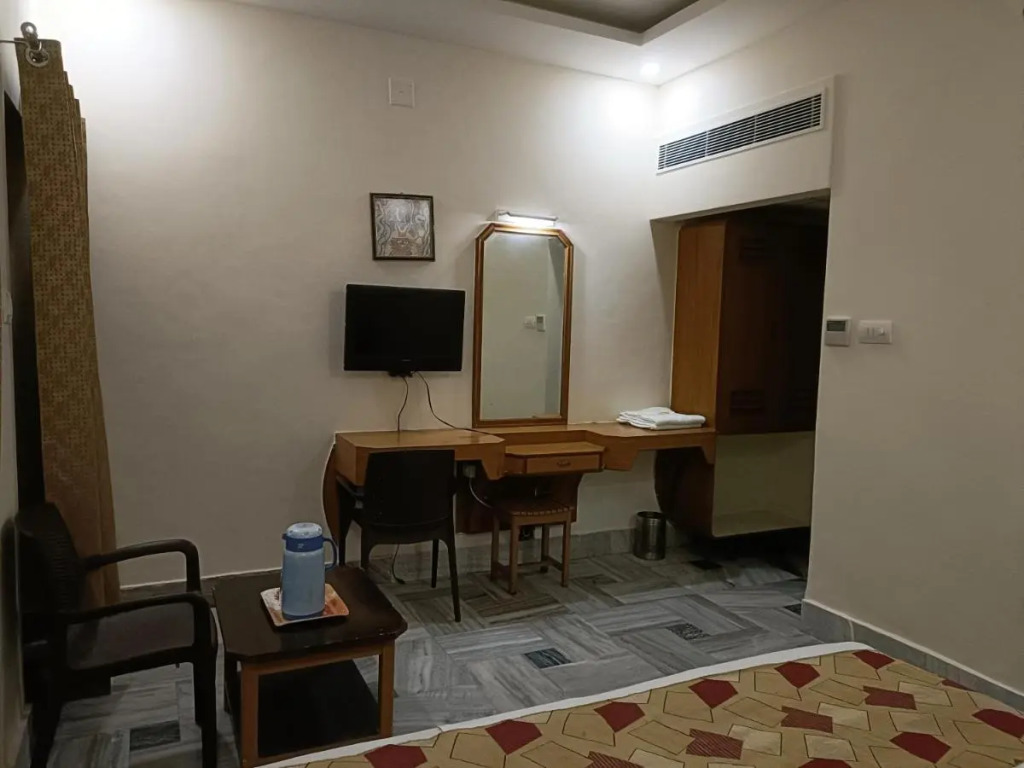 Hotel Padmini International- Sigra