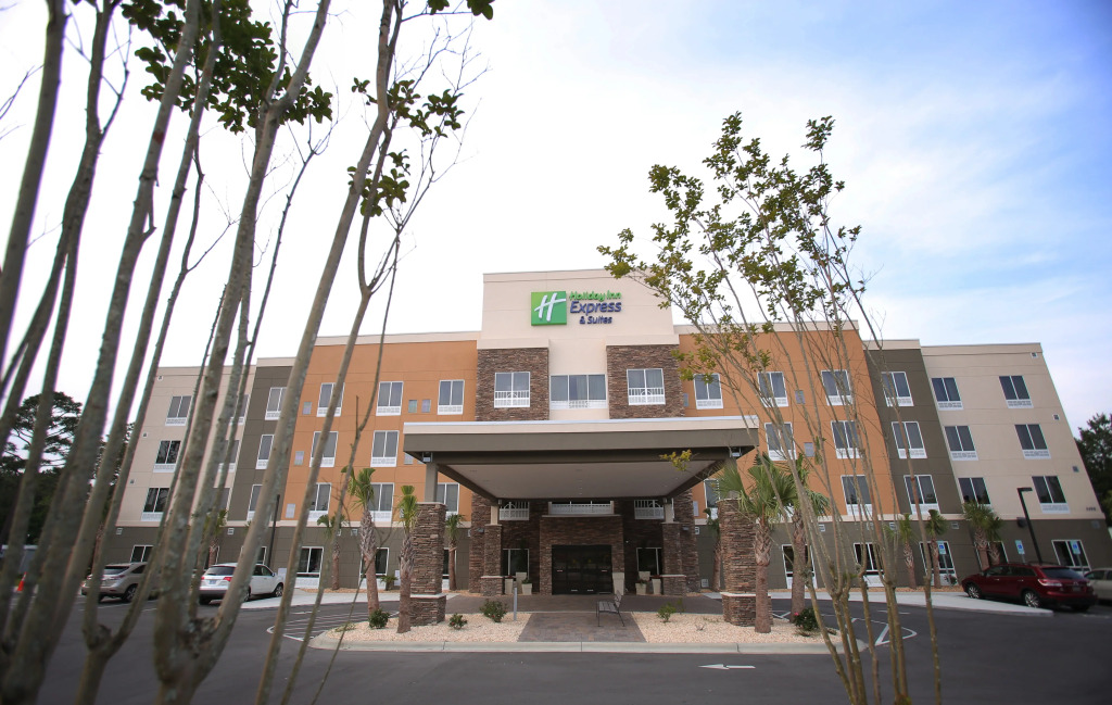 Holiday Inn Express & Suites Southport - Oak Island Area by IHG