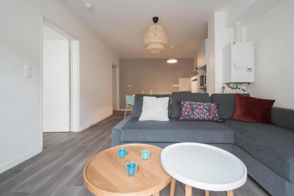 ALEXANDRA - Appartement proche, gare, Wi-Fi