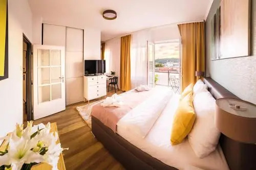 Pretty Woman's Studio with TERRACE & Air Condition