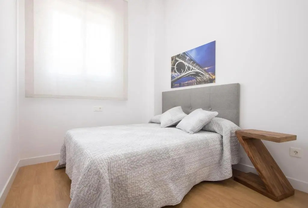 Murallas de Sevilla Apartamento con garaje 4 pax