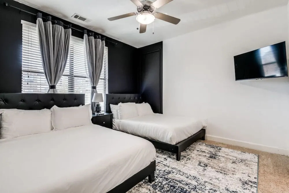 Luxury 2B Near Toyota HQ, The Star, Legacy West
