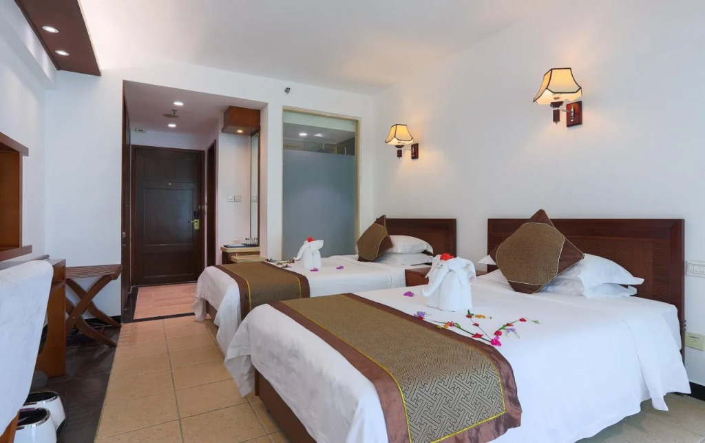 Haiyue Bay Holiday Hotel