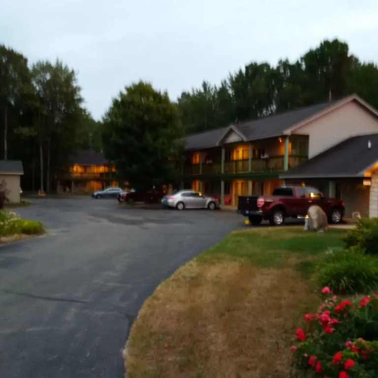 Bellaire Inn