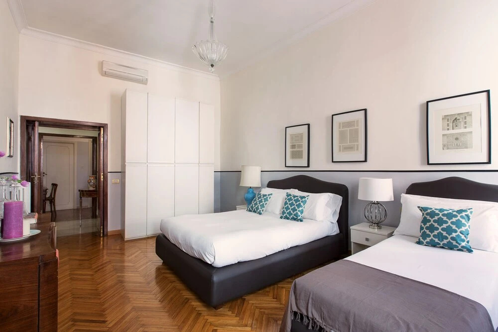 Rome Accommodation - Villa Medici
