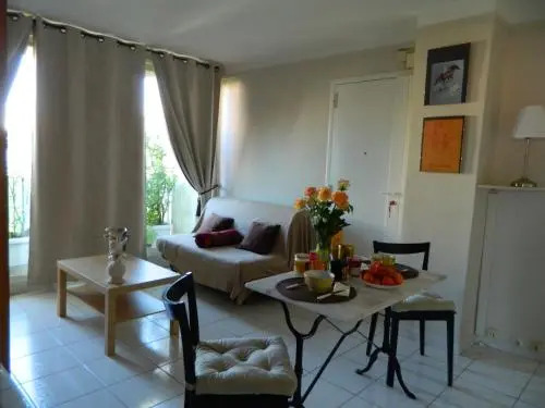 Chambre dhôte Zen chez Philippe Parking free