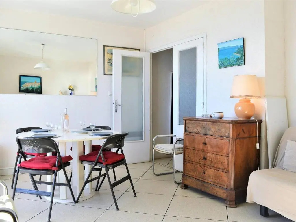 Appartement Le Lavandou, 3 pièces, 6 personnes - FR-1-251-374