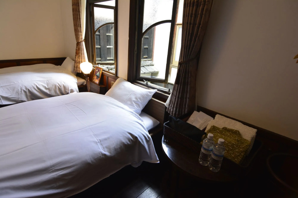 Inase Otsu Machiya Bed and Breakfast