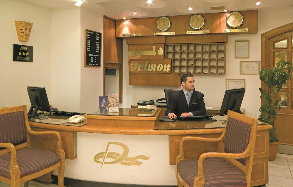 Delmon Suites