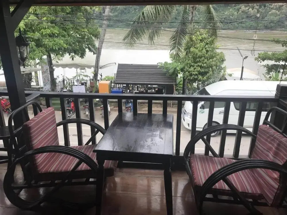Chitlatda2 Guesthouse