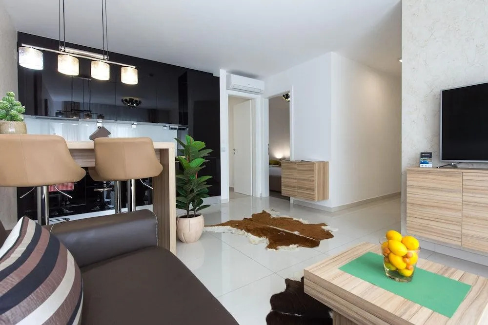 Apartments Amarru