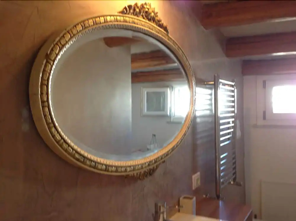 Camera Con Vista Sui Tetti