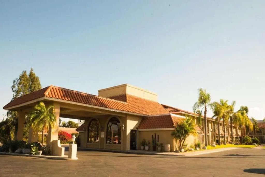 Motel 6 - Anaheim Hills, CA