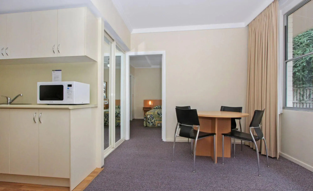Redhill Cooma Motor Inn
