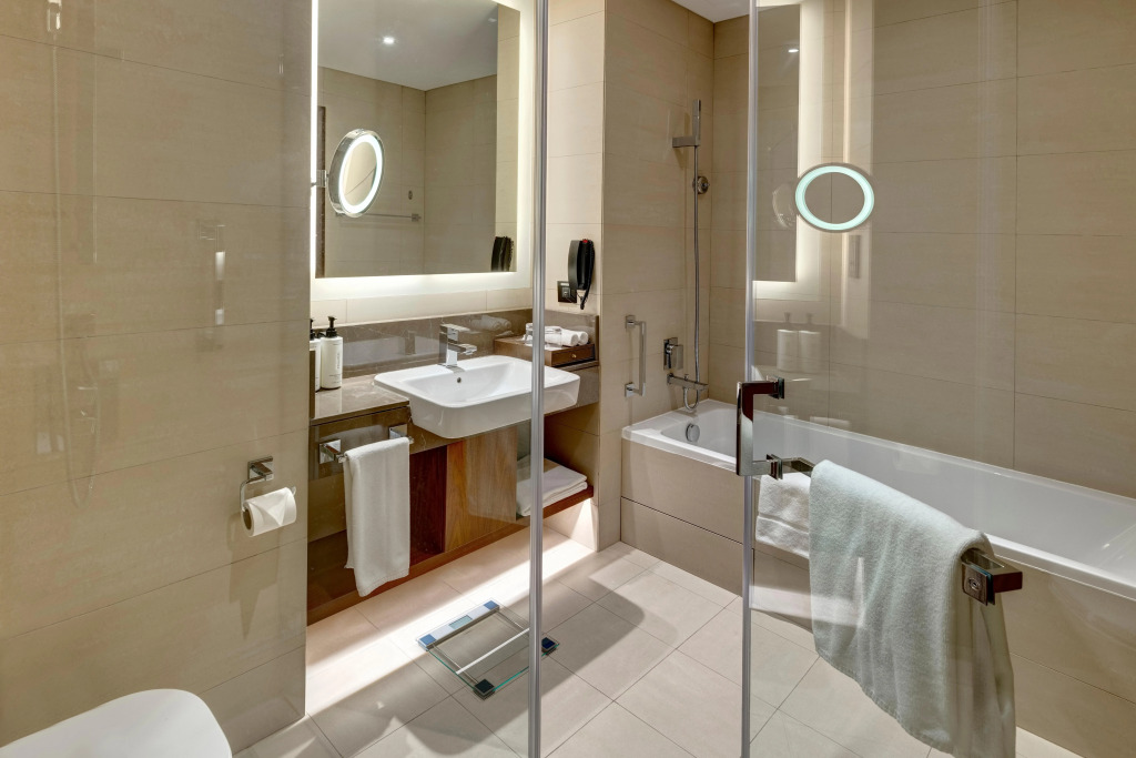 Crowne Plaza Muscat OCEC by IHG