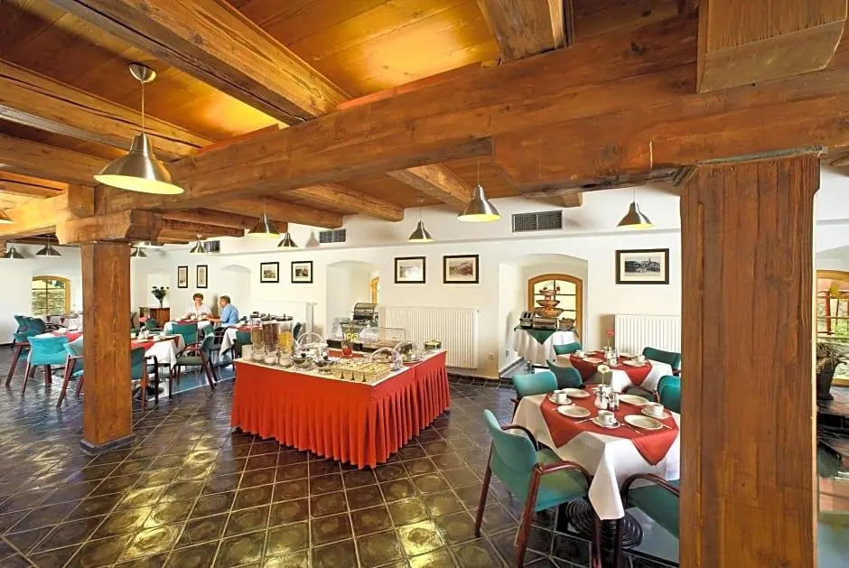 LH Hotel Mlýn