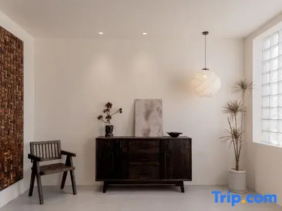 Tingxi Homestay (Dali Ancient City South Gate)