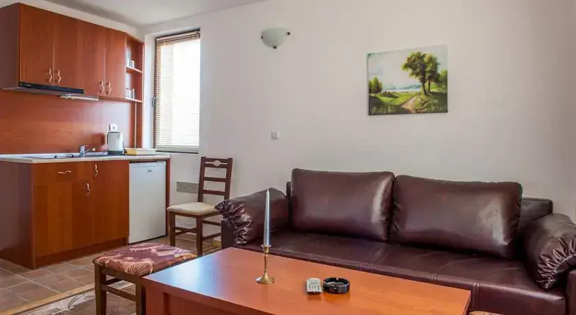 Apartments Hadzhiata