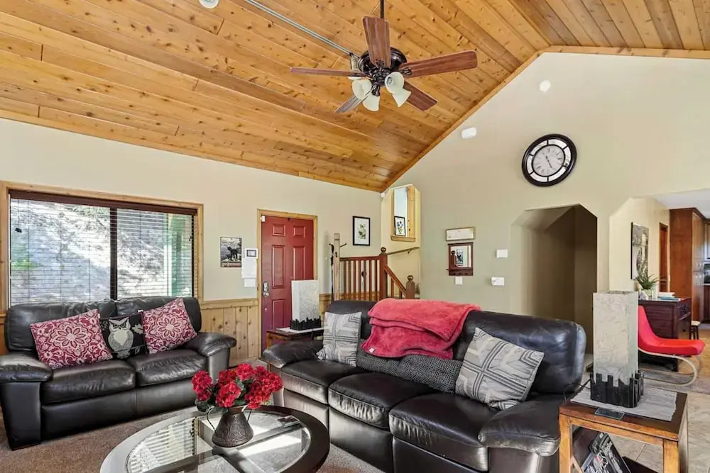 Beautifully Remodeled Kitchen Peaceful Mountain Views Sutter by Avantstay