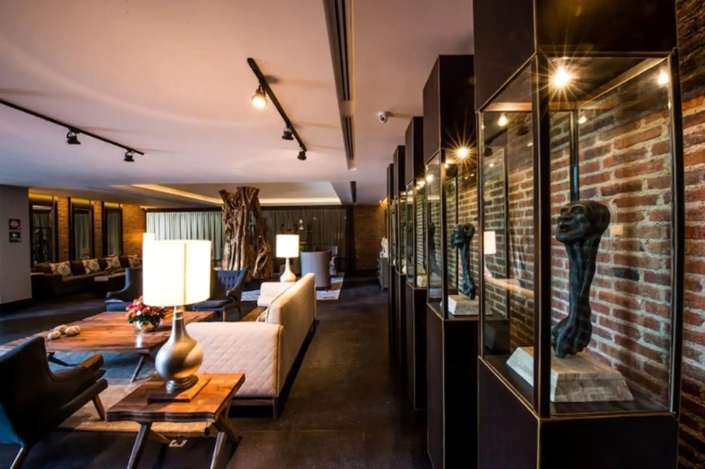 Square Small Luxury Hotel - Nuevo Consulado