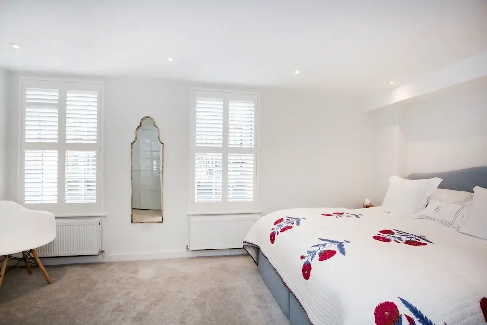 Contemporary and Bright 3 Bedroom House in a Residential Area of Clapham