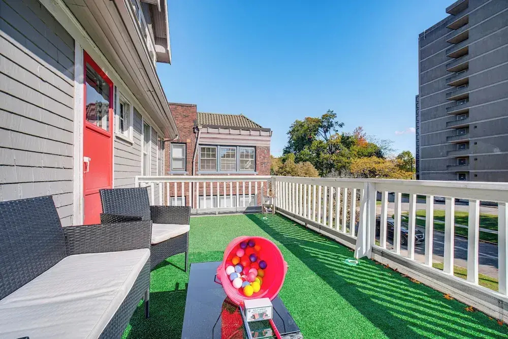 Deck, Pool Table! Walkable Cleveland Heights Apt