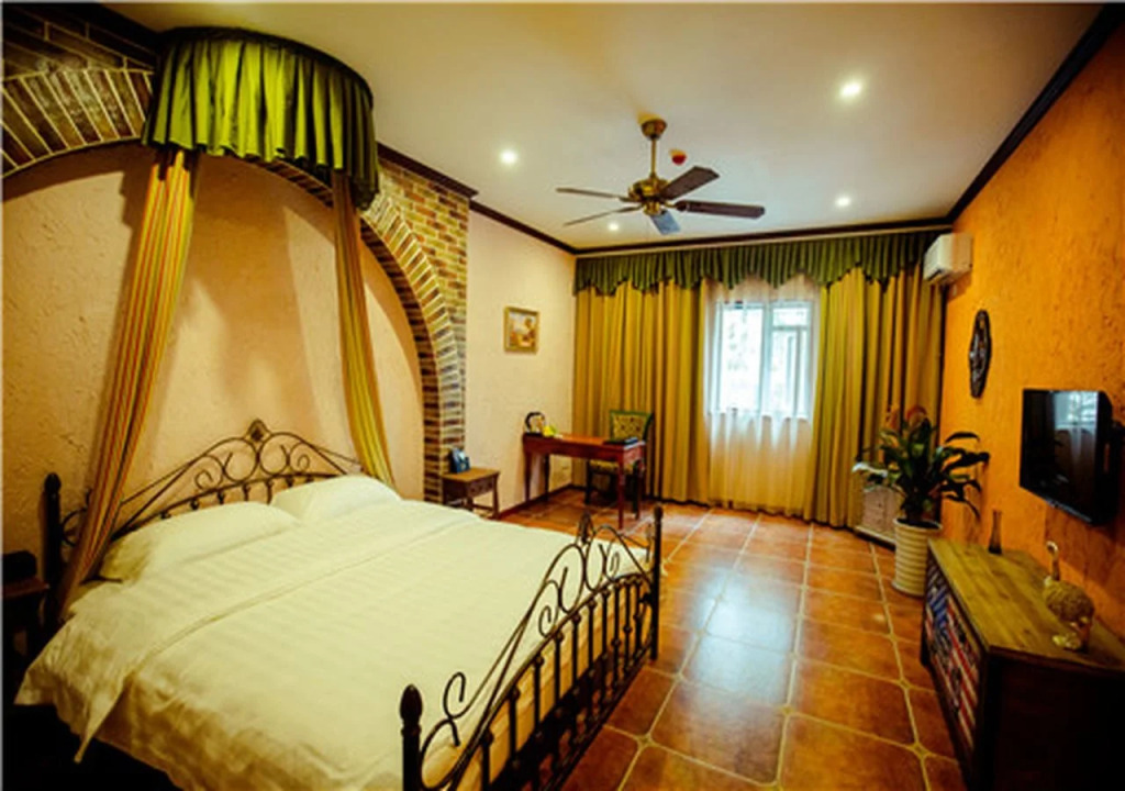 D6 Hotel Tong zilin