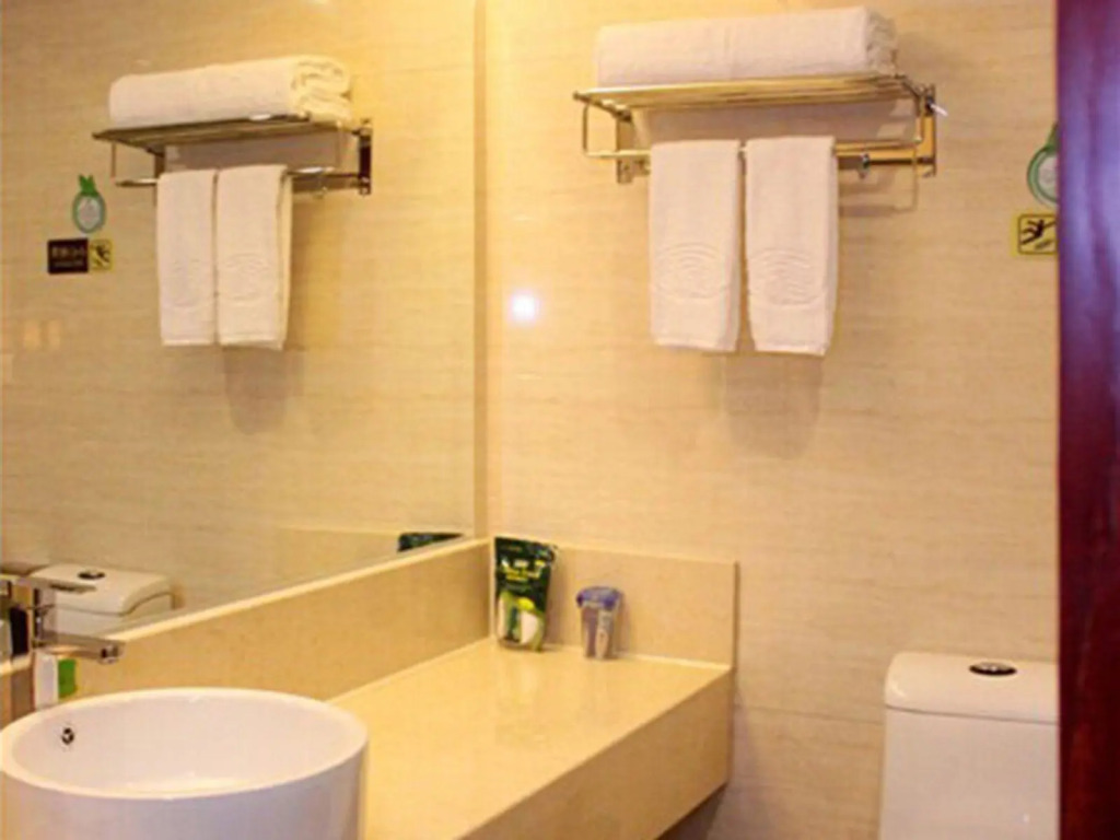 Vienna Hotel Dongguan Changan Mid Zhenan Road