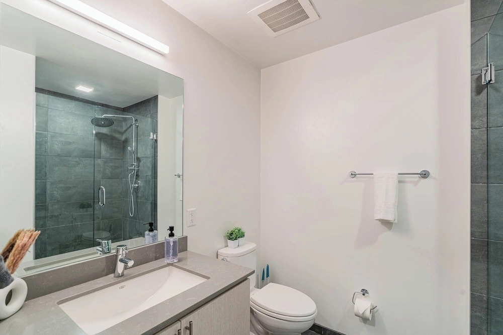 Sora DT Stay w CityView-HeatedPool-Gym
