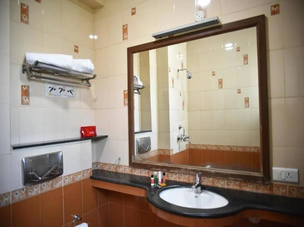 OYO Rooms Railway Station Kumbakonam