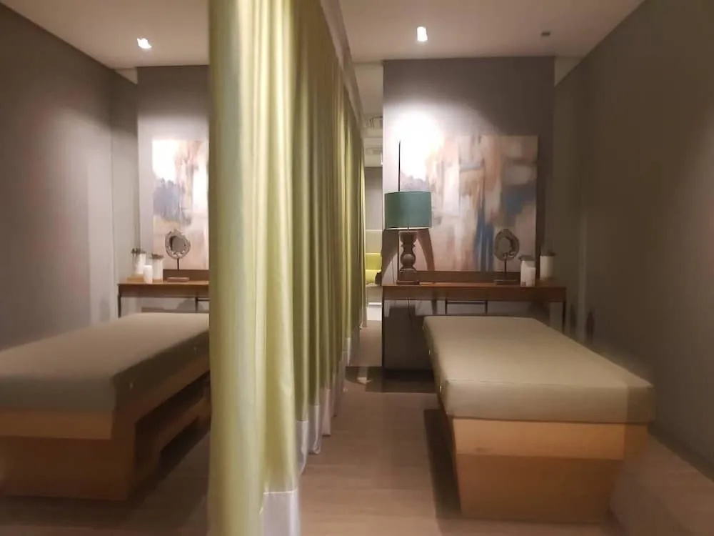Easyworld One Uptown Residence BGC