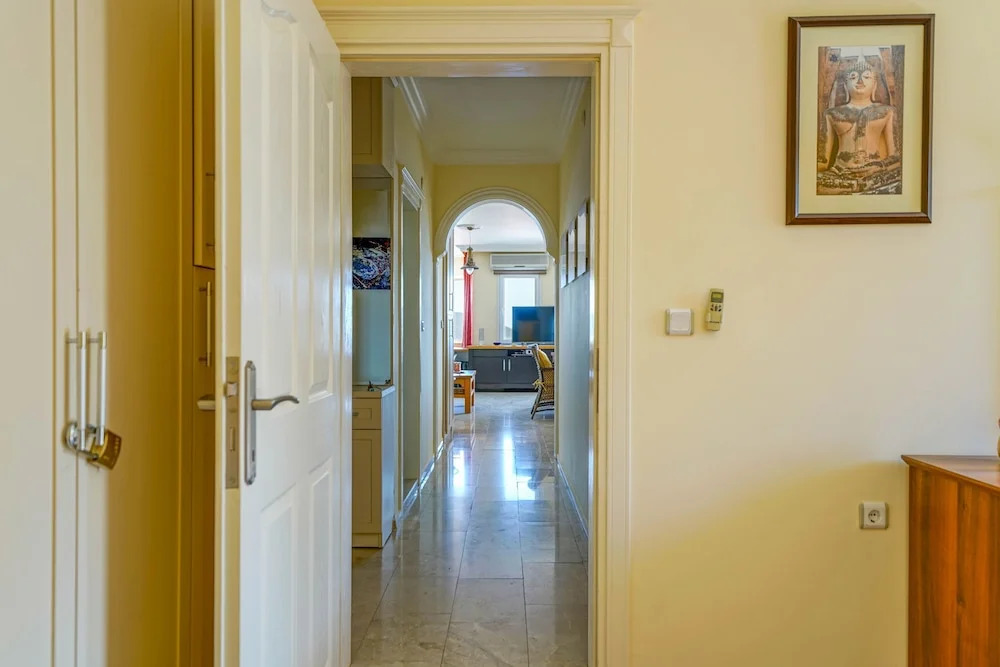 Picus Apartment