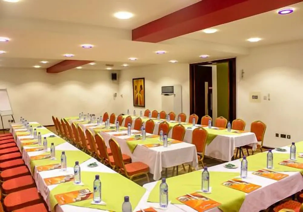 Maxlot Hotel