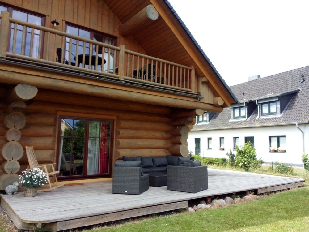 Quaint Attic Apartment in Borgerende with Terrace