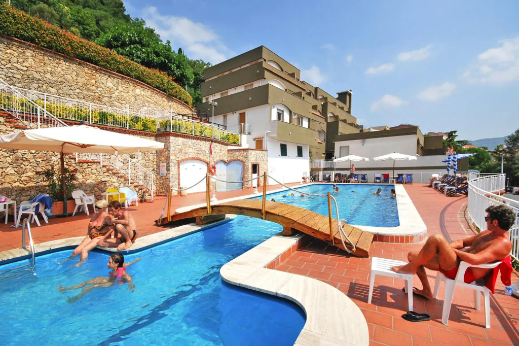 Apartment in Pietra Ligure near Shopping