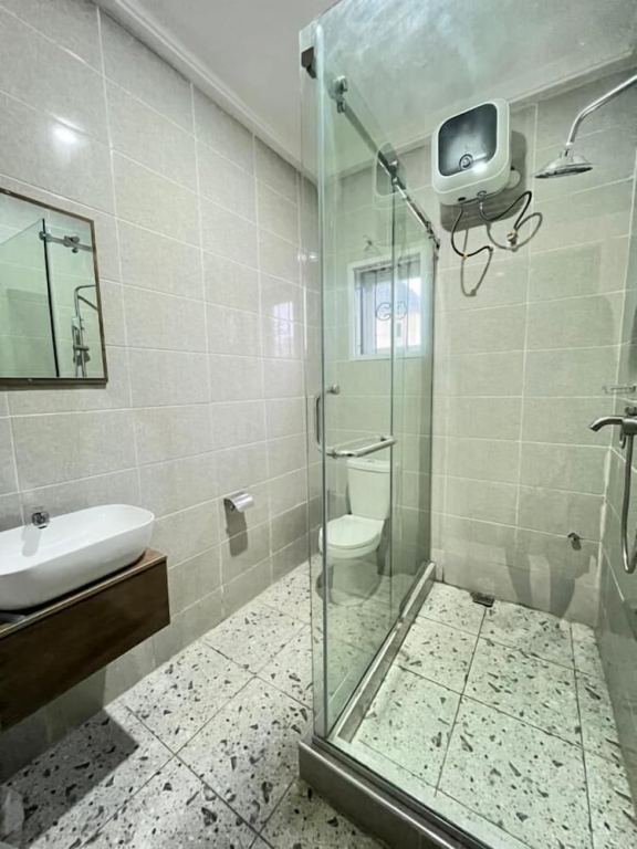 Pinkish By Riava Bed & Breakfast Abuja