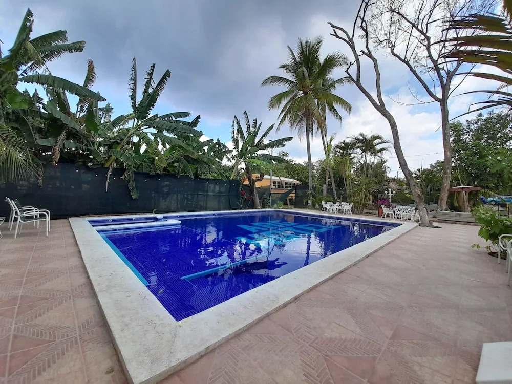 Hotel La Estancia