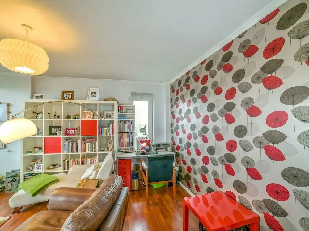 1 BR Limehouse Flat With Stunning Views of London!