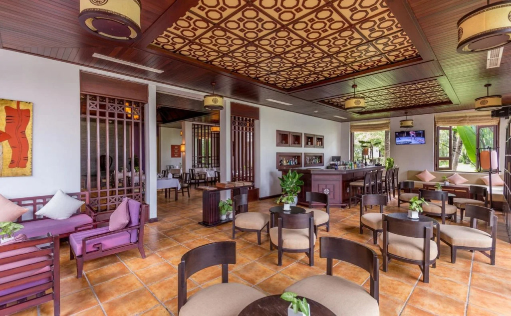 Lapochine Beach Resort