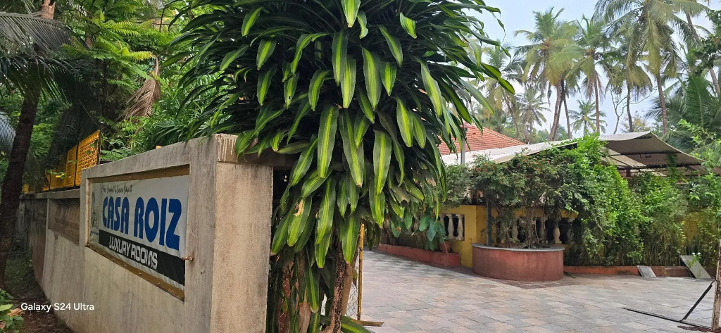 Casa Roiz Guest House