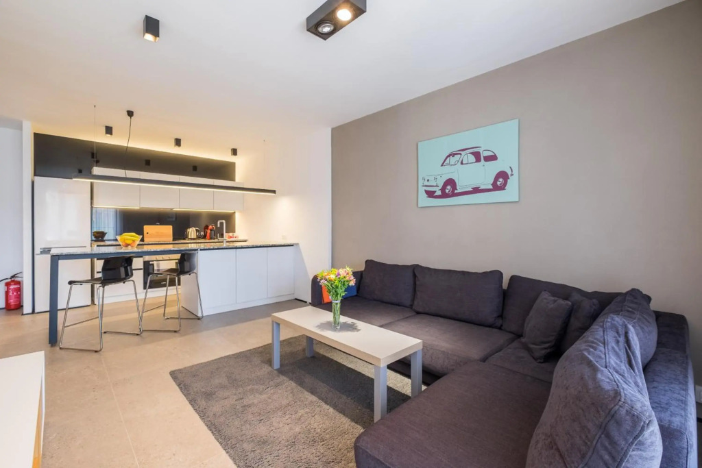APT 32 near Mall of Sofia & Metro Station