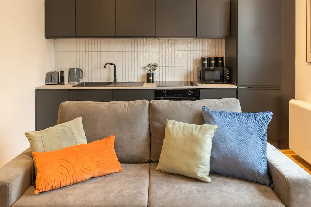 Host Stay - Princes Place Living