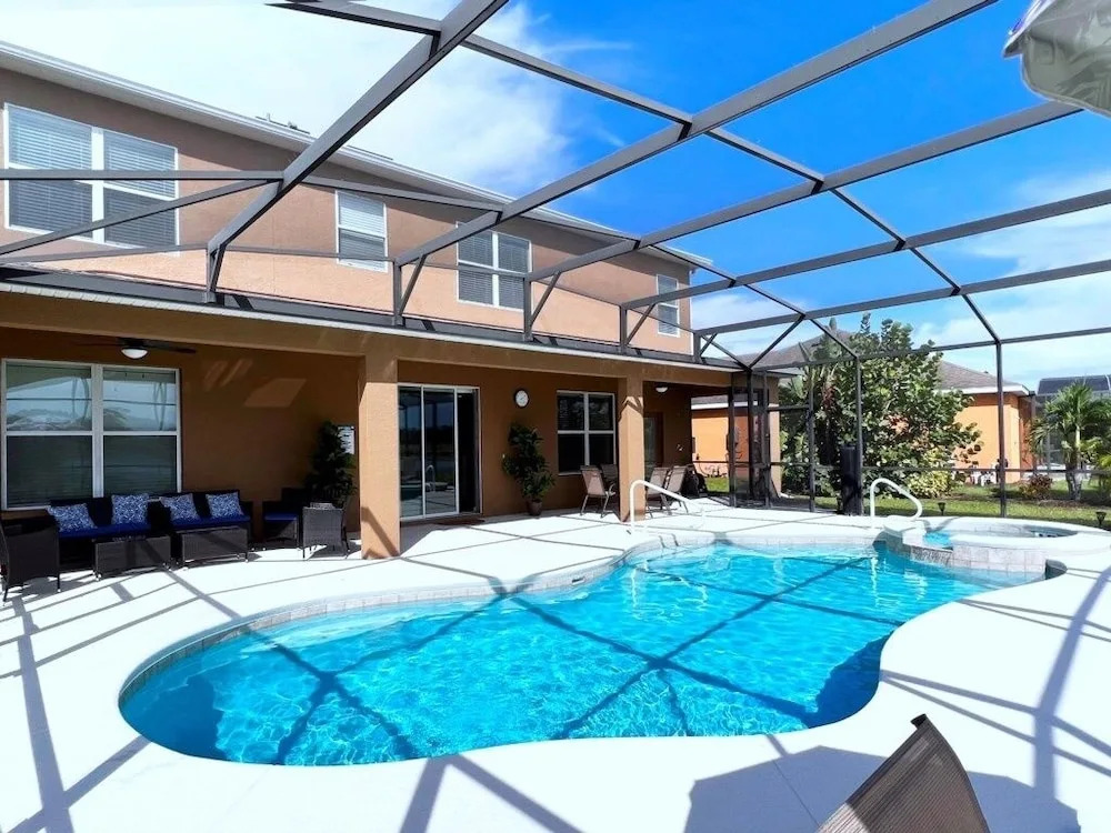Cozy Family Friendly Pool Home With Game Room 5 Bedroom Home by RedAwning