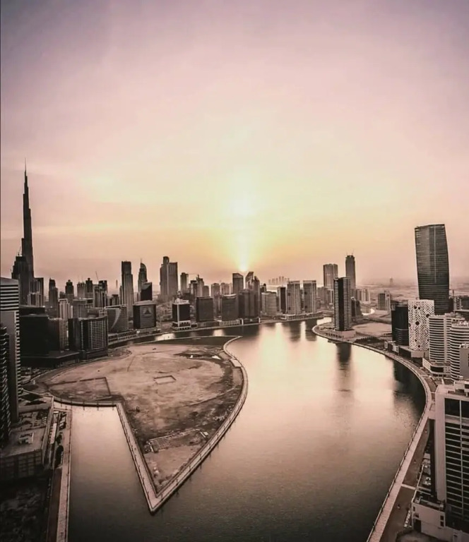 Stylish 1 Bed Apt - Near Mall of Emirates - Dubai
