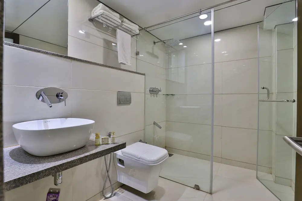 Capital O 23214 Hotel The Lotus Park